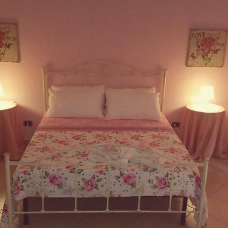 B&B La Rosa Taranto Ngoại thất bức ảnh