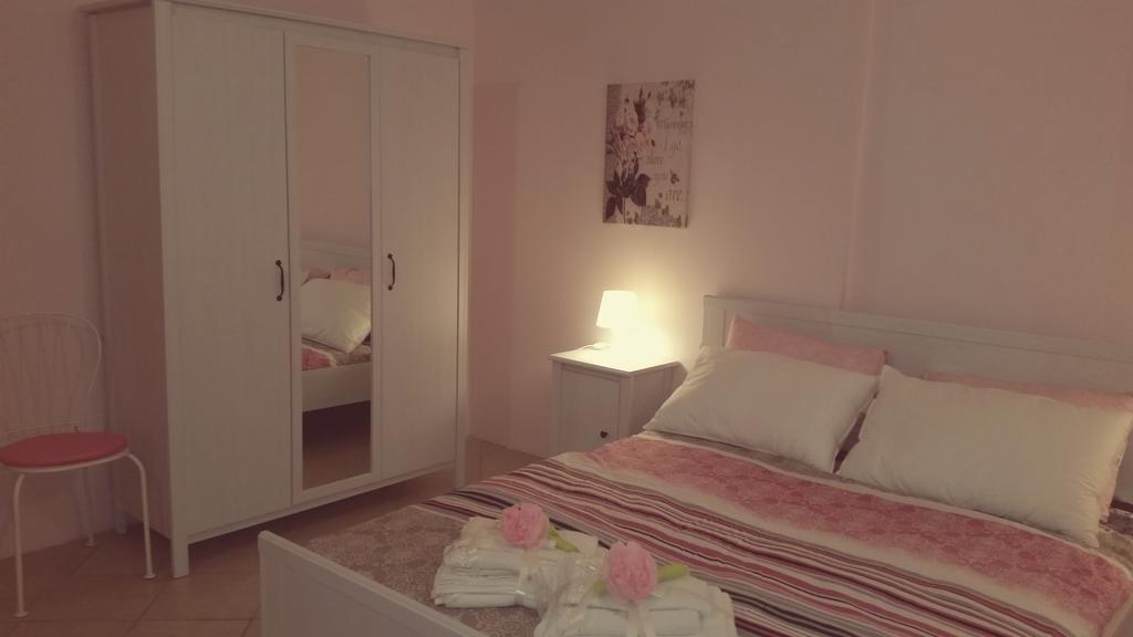 B&B La Rosa Taranto Ngoại thất bức ảnh